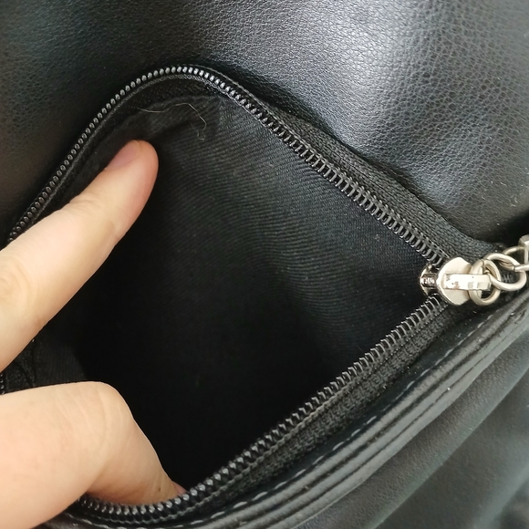 Black Faux Leather Crossbody Sling Bag & Backpack - Picture 7 of 10